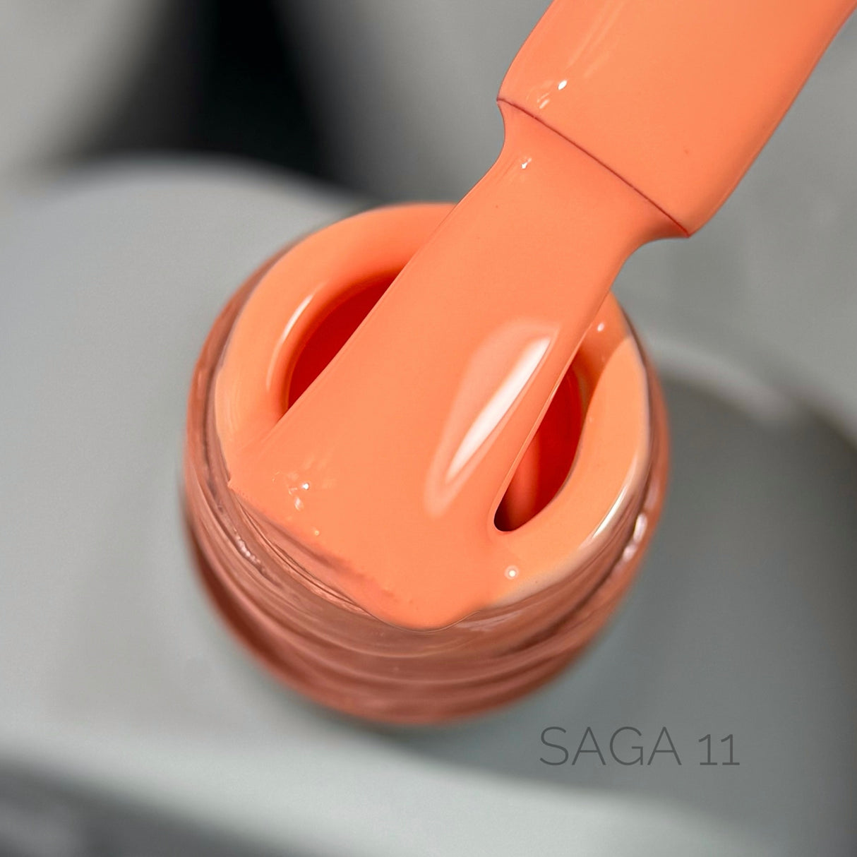 Saga Gel Polish Colorist 11, 10 ml
