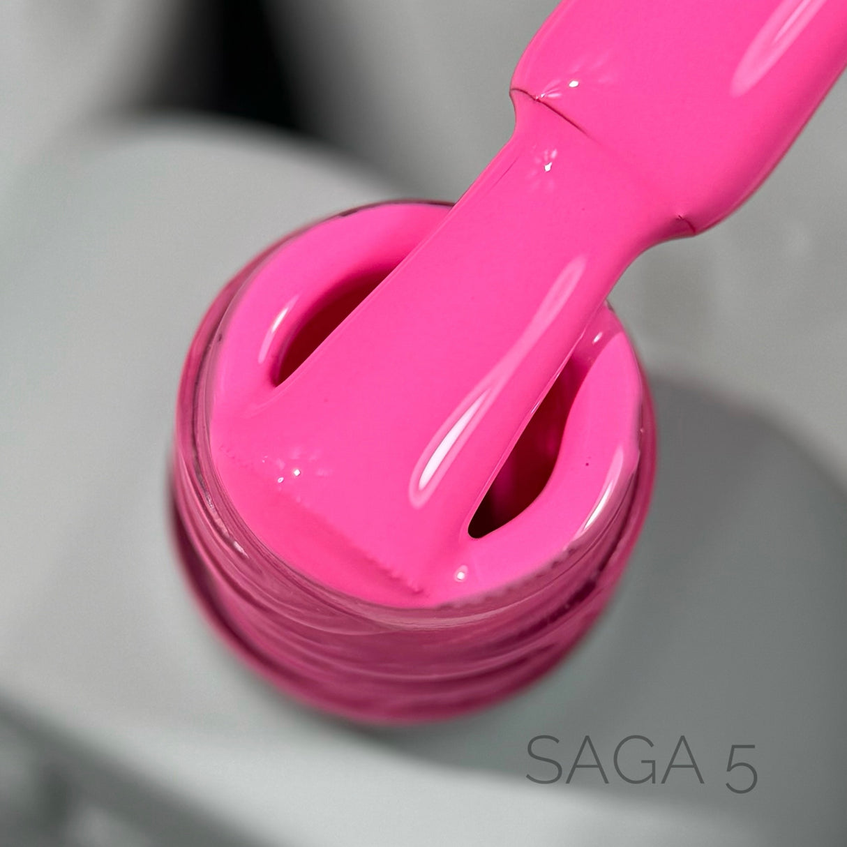 Saga Gel Polish Colorist 5, 10 ml