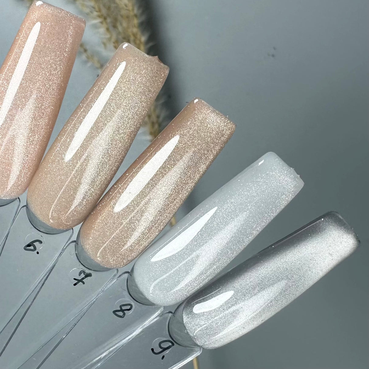 Saga Gel Polish Glow Cat 08, 10 ml