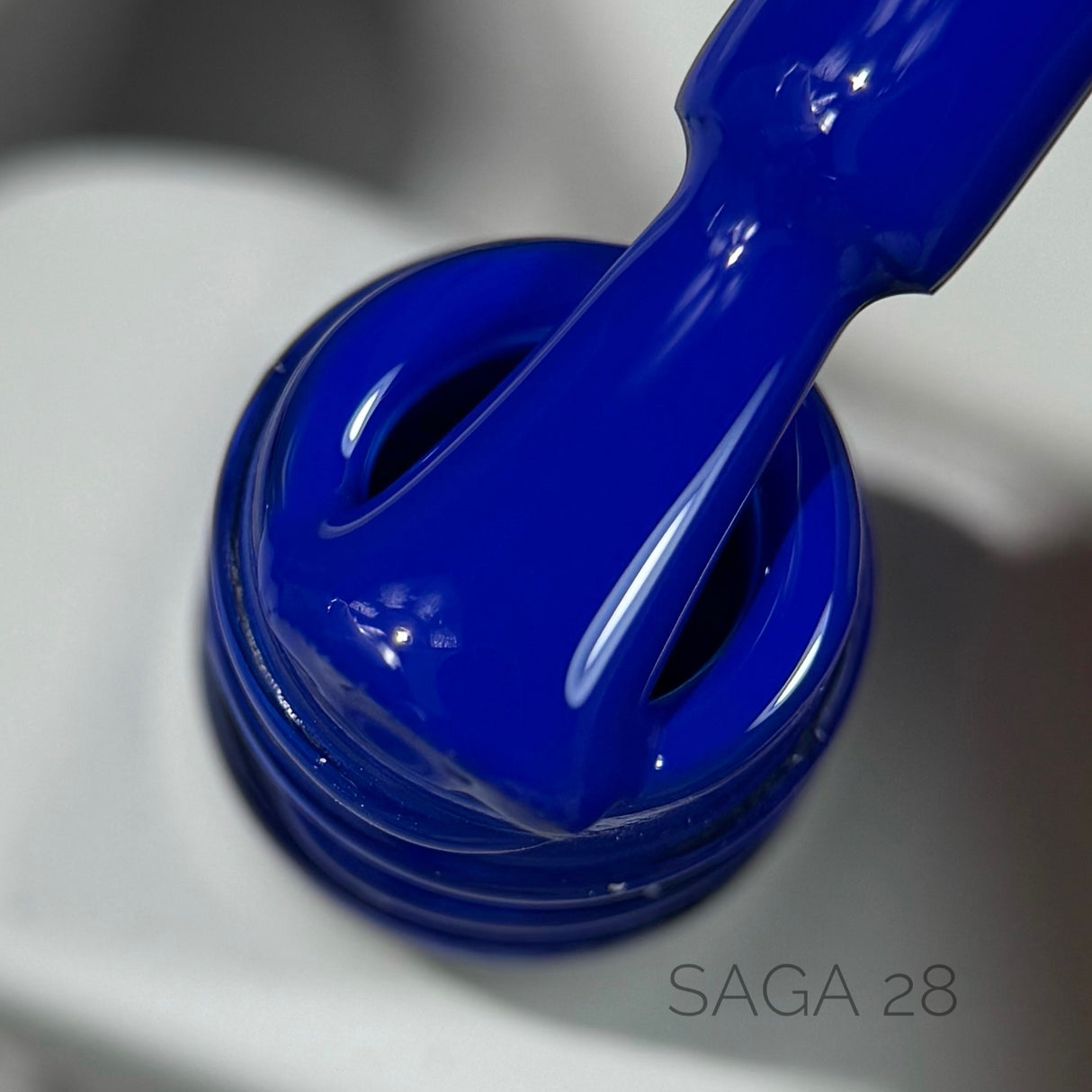 Saga Gel Polish Colorist 28, 10 ml