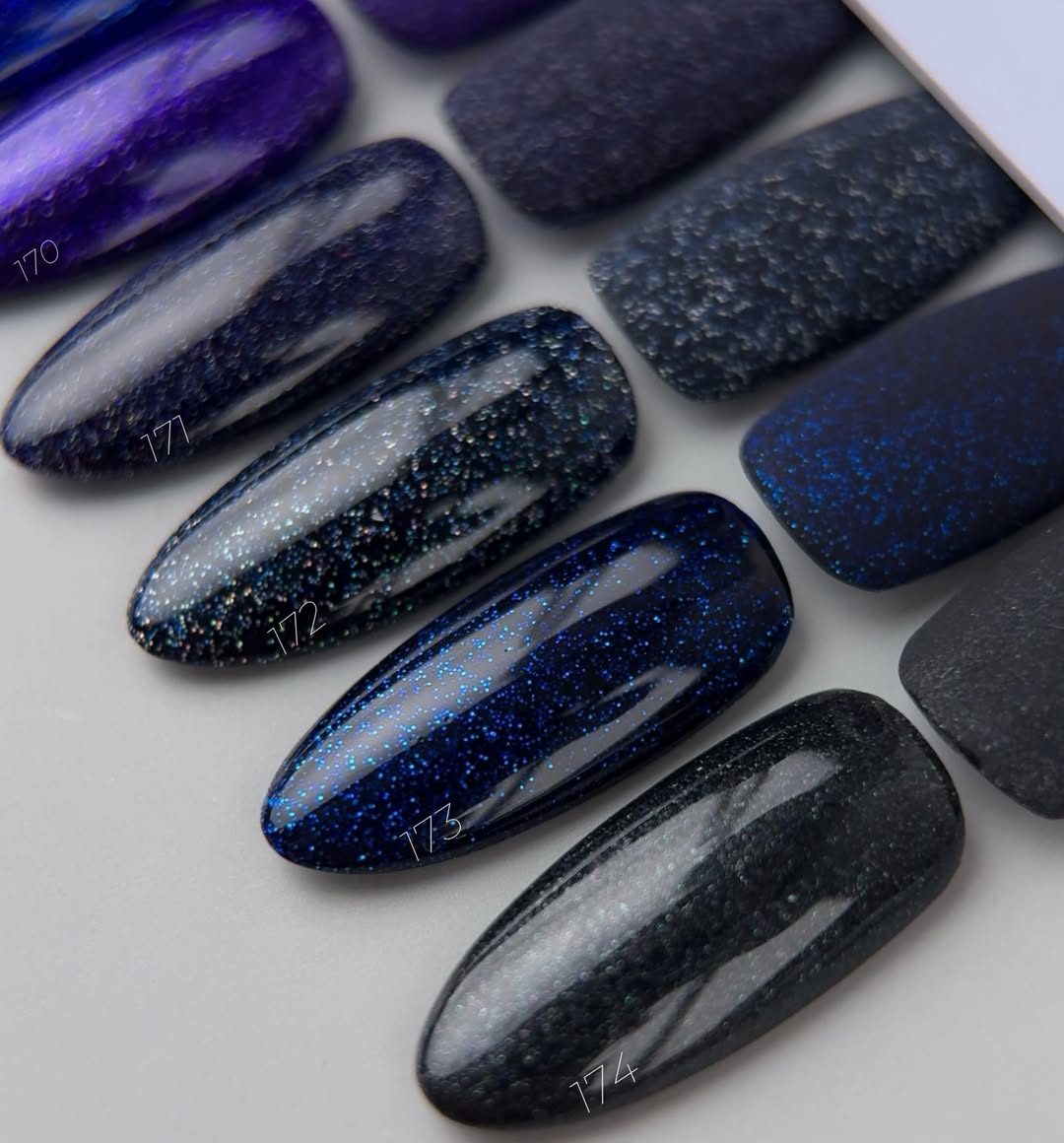 Dark Gel Polish 174, 10 ml