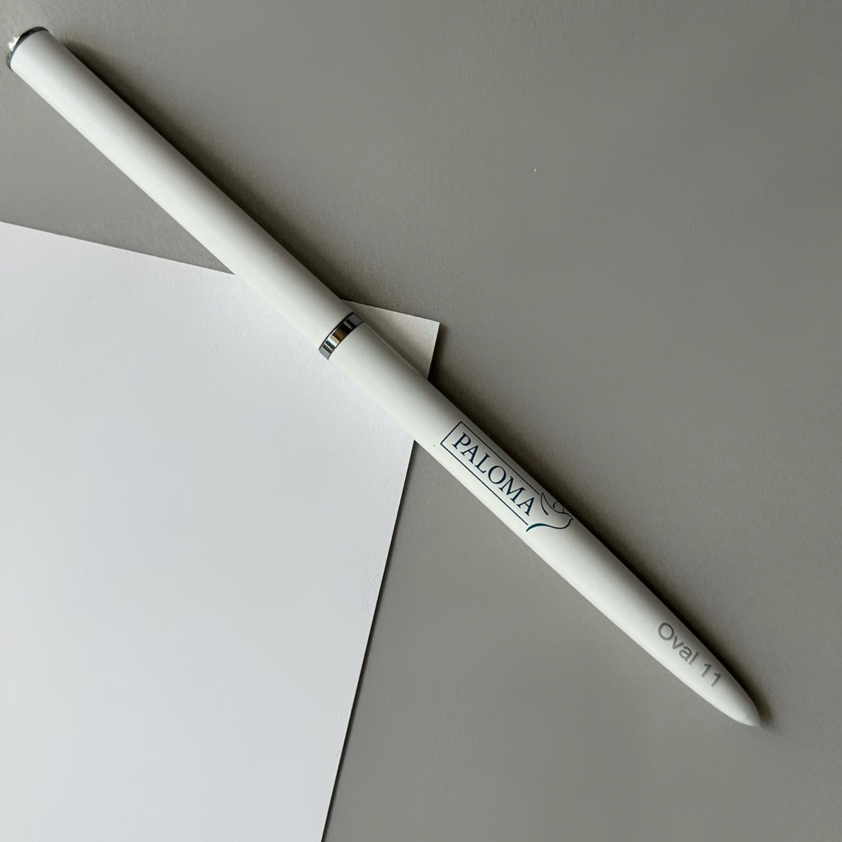 Paloma Brush Oval 11 mm