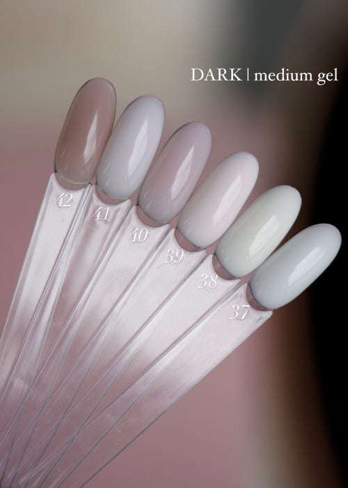 Dark Medium Gel 39, 15 ml (without brush)