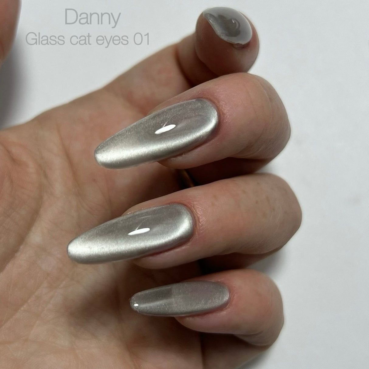 Danny Gel Polish Glass Cat Eye 01, 8 ml