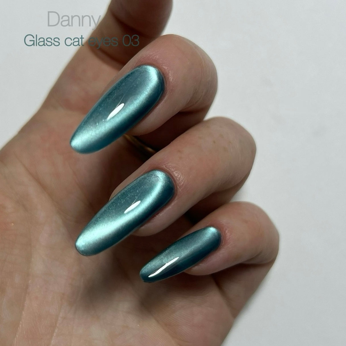 Danny Gel Polish Glass Cat Eye 03, 8 ml