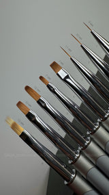 Saga Oval Brush 6 (7 mm)